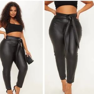 Leather belted pant